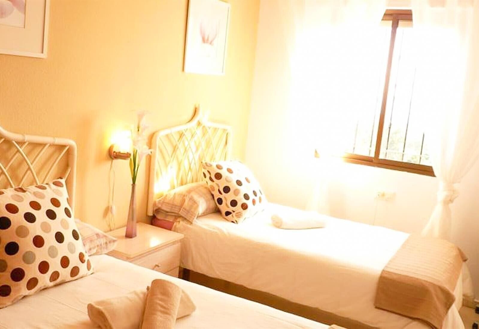 3 habitaciones, wifi gratis y ropa de cama 