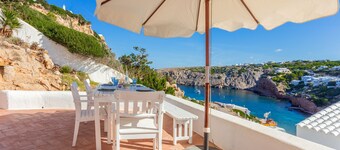 Casa de vacaciones "Vacaciones en Cala Morell" que admite mascotas, con vistas al mar y jardín