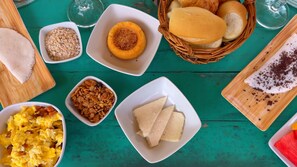 Desayuno a la carta incluido todos los días