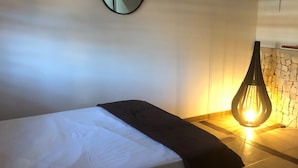 Classic Triple Room | Minibar, laptop workspace, iron/ironing board (on request), WiFi (free) - Pousada Casa do Bruno (Aracati)