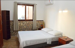 1 bedroom, minibar, laptop workspace, iron/ironing board