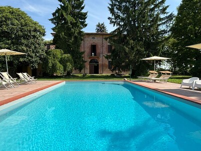 Court "Desert. Ancient building with swimming pool