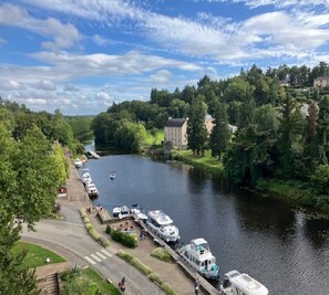 Marina - A beautiful house overlooking the Nantes-Brest canal in the medieval town of Josselin (Josselin)