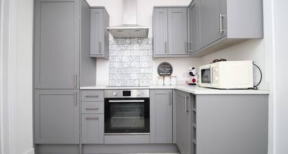 Prospect Cottage: Stunning Rhondda Valley