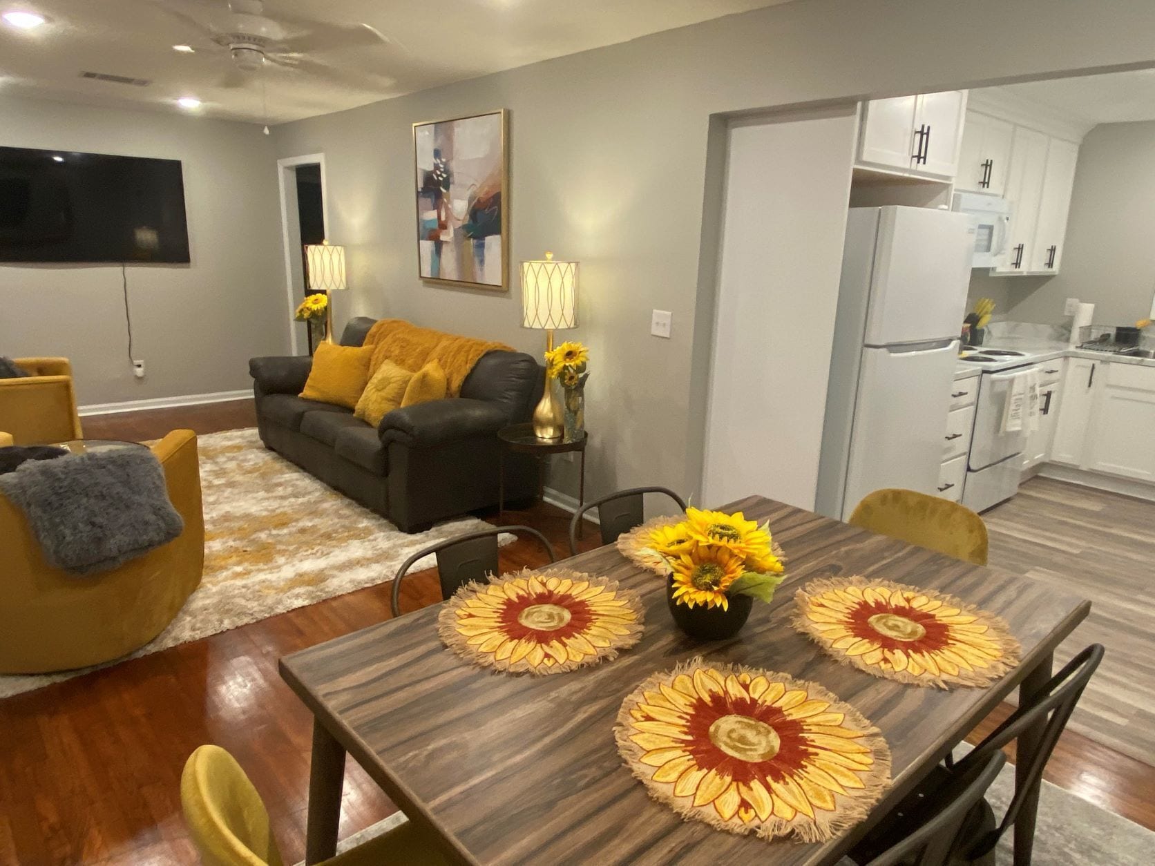 Location! Close to MSU/Downtown. Access to HWY 82