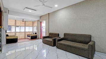 Khu tiếp khách ở sảnh