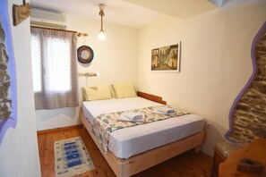 House | 2 bedrooms, Internet - 2 Bedroom Art House in Kavala (Kavala)