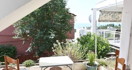 2 Bedroom Art House in Kavala