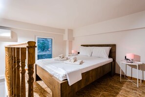 1 bedroom, iron/ironing board, travel crib, WiFi