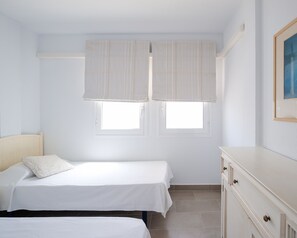 2 chambres, fer et planche à repasser, Wi-Fi gratuit