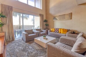 Townhome, 3 Bedrooms | Living room - 3 Bed Townhome With 3 Floors Near Disney 3 Bedroom Townhouse by Redawning (Kissimmee)