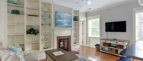 TV, fireplace, offices