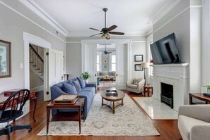 TV, fireplace, offices - The Harcourt Manor - Luxurious 1850s Estate (Savannah)