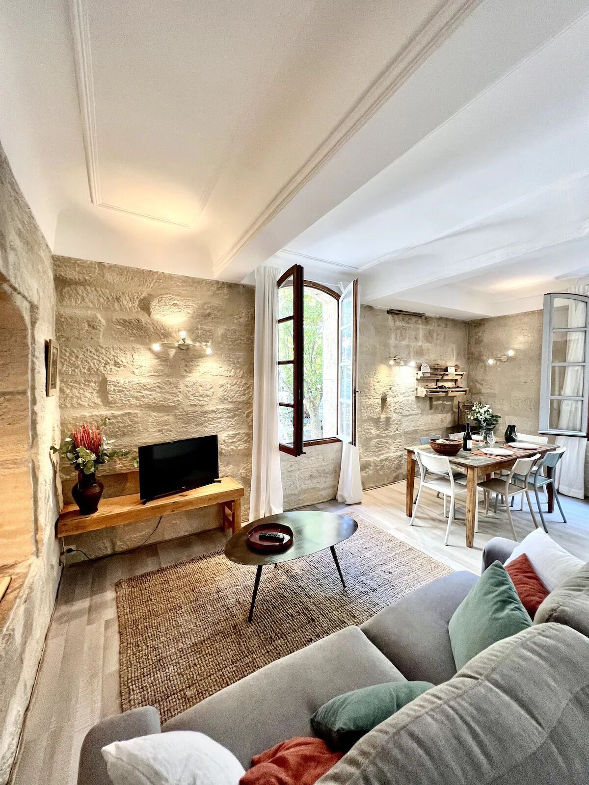 Magnificent charming flat in the historic heart of Uzès