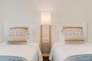 3 chambres, fer et planche Ă repasser, Wi-Fi, literie fournie