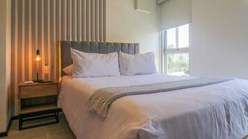 1 Schlafzimmer, BĂŒgeleisen/BĂŒgelbrett, WLAN, BettwĂ€sche