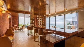 Bar (in der Unterkunft)