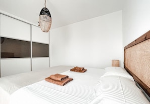 2 bedrooms, iron/ironing board, WiFi, bed sheets - Ultimate Ocean View El Cotillo (El Cotillo)