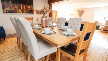 Fridge, dishwasher, electric kettle, toaster