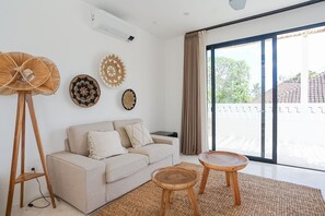 Family Villa | 4 bedrooms, desk, free WiFi, bed sheets - Avanoa Villa (Canggu)