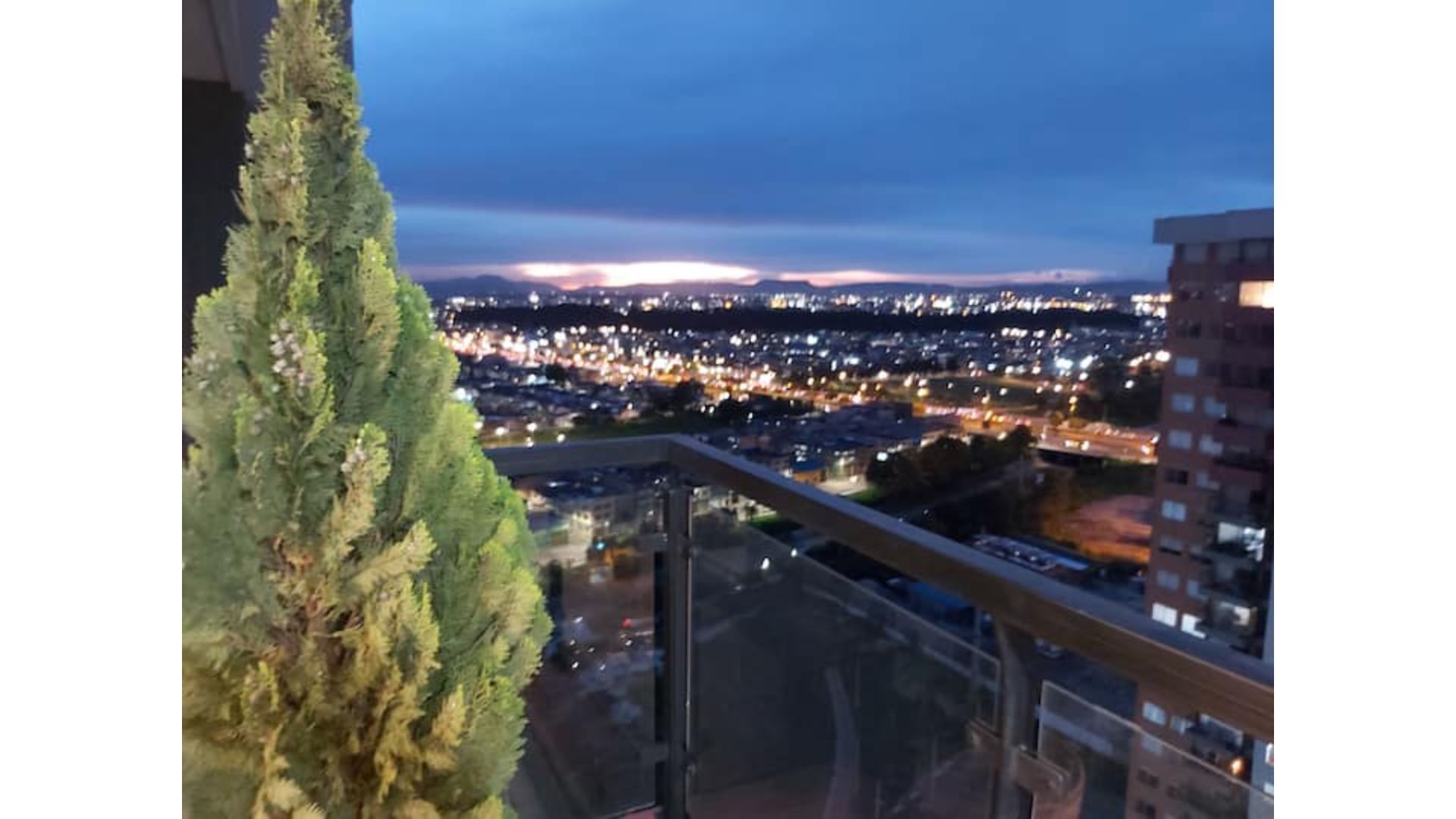 Beautiful apartment with a view of the city..