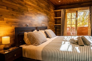 スーペリア ルーム バルコニー | WiFi (無料)、ベッドシーツ