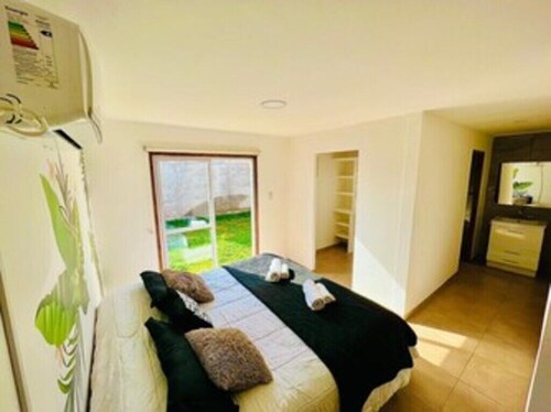 casa con quincho y piscina montañas del oeste