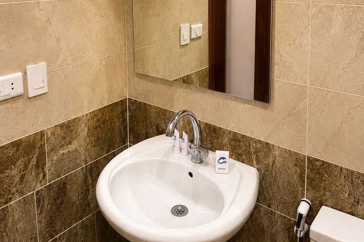 Free toiletries, hair dryer, bathrobes, slippers