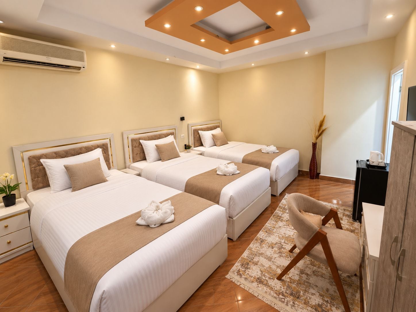 Photo - Zeina Pyramids Inn