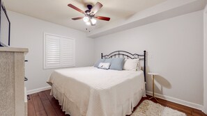 1 bedroom, iron/ironing board, free WiFi, bed sheets