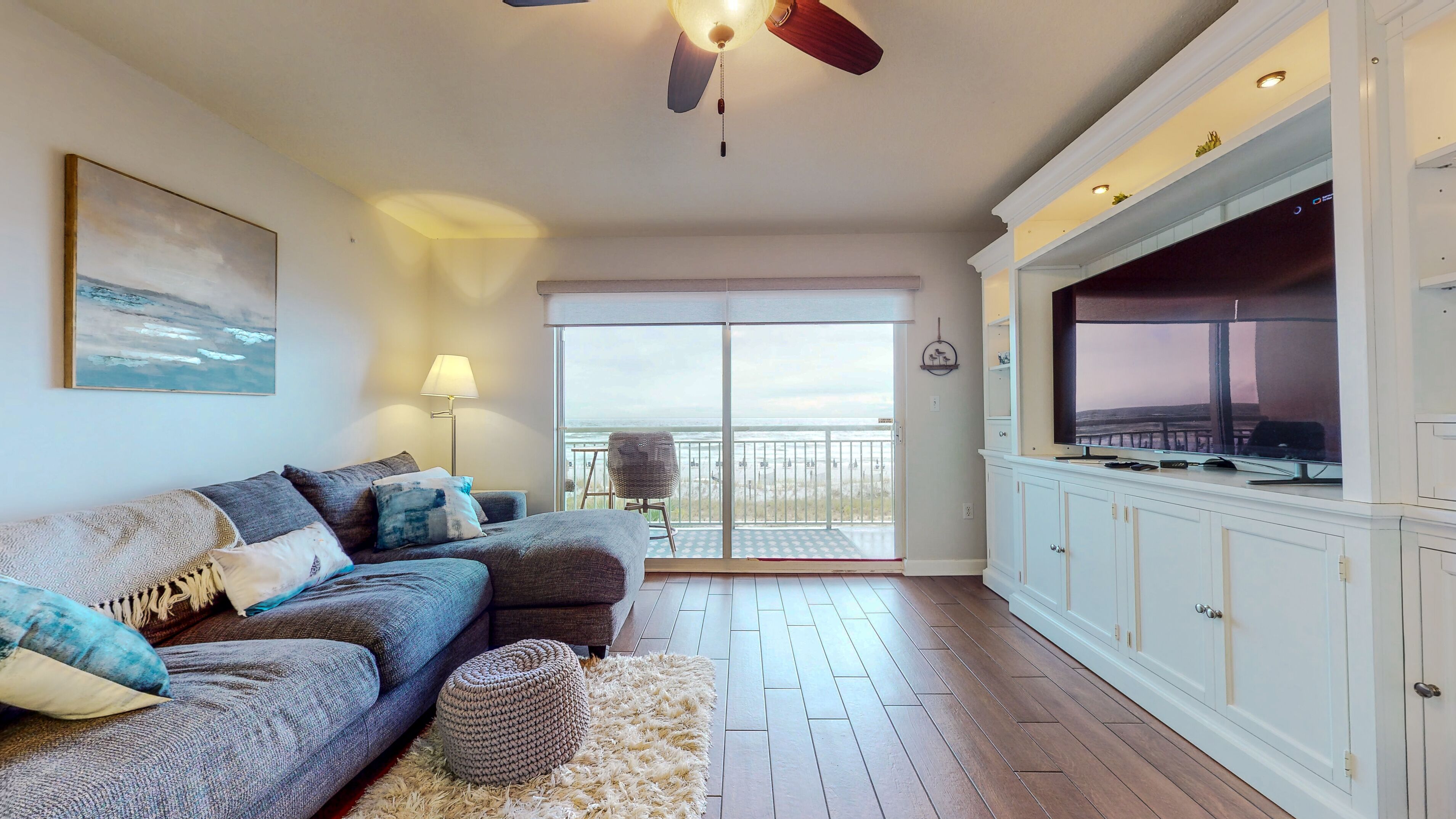 Smart TV, DVD player, books