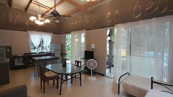 Family Chalet | Living area