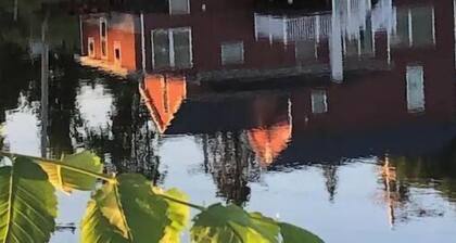 Eagle’s Nest on the River