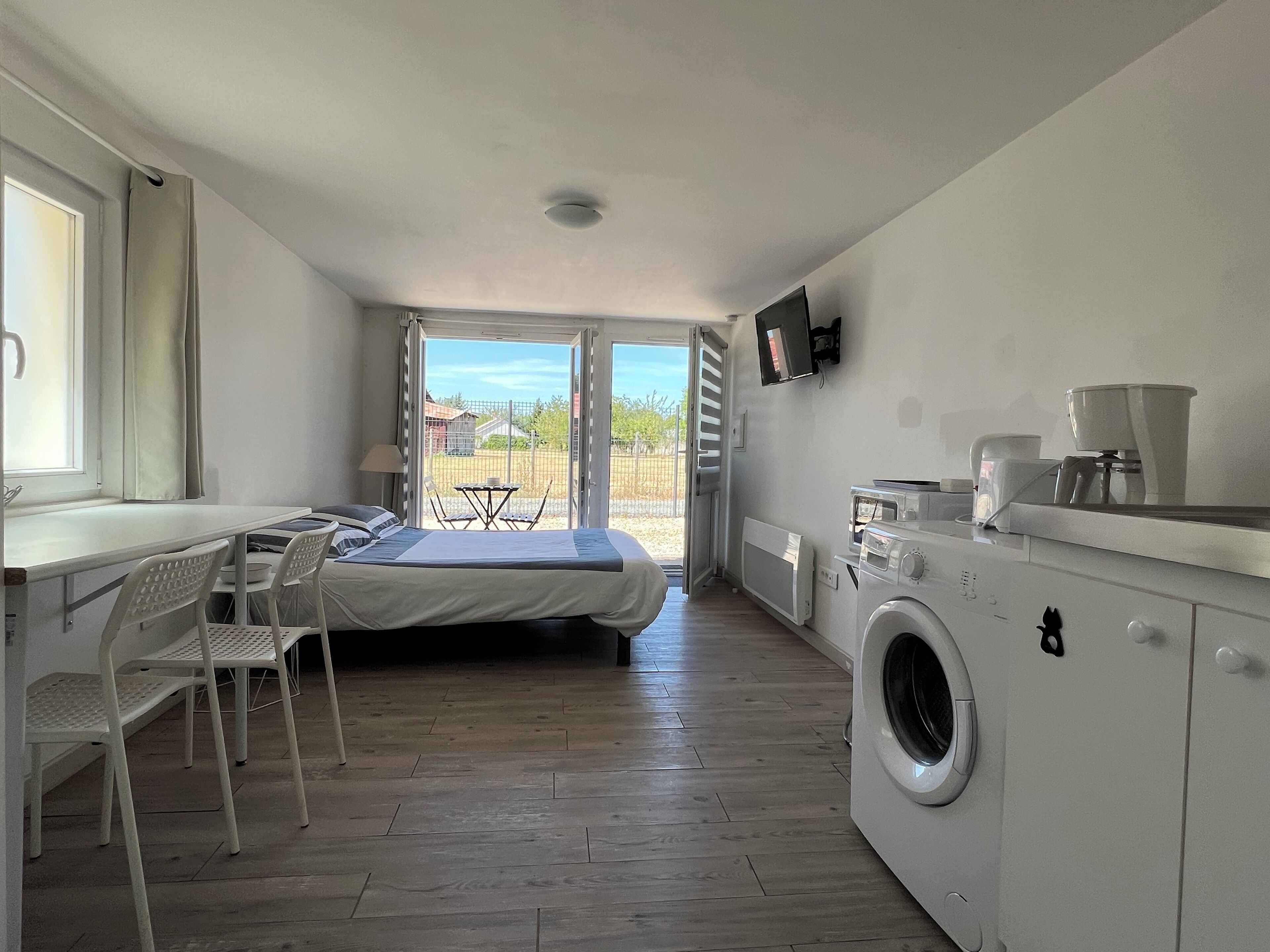 1 chambre, coffres-forts dans les chambres, bureau