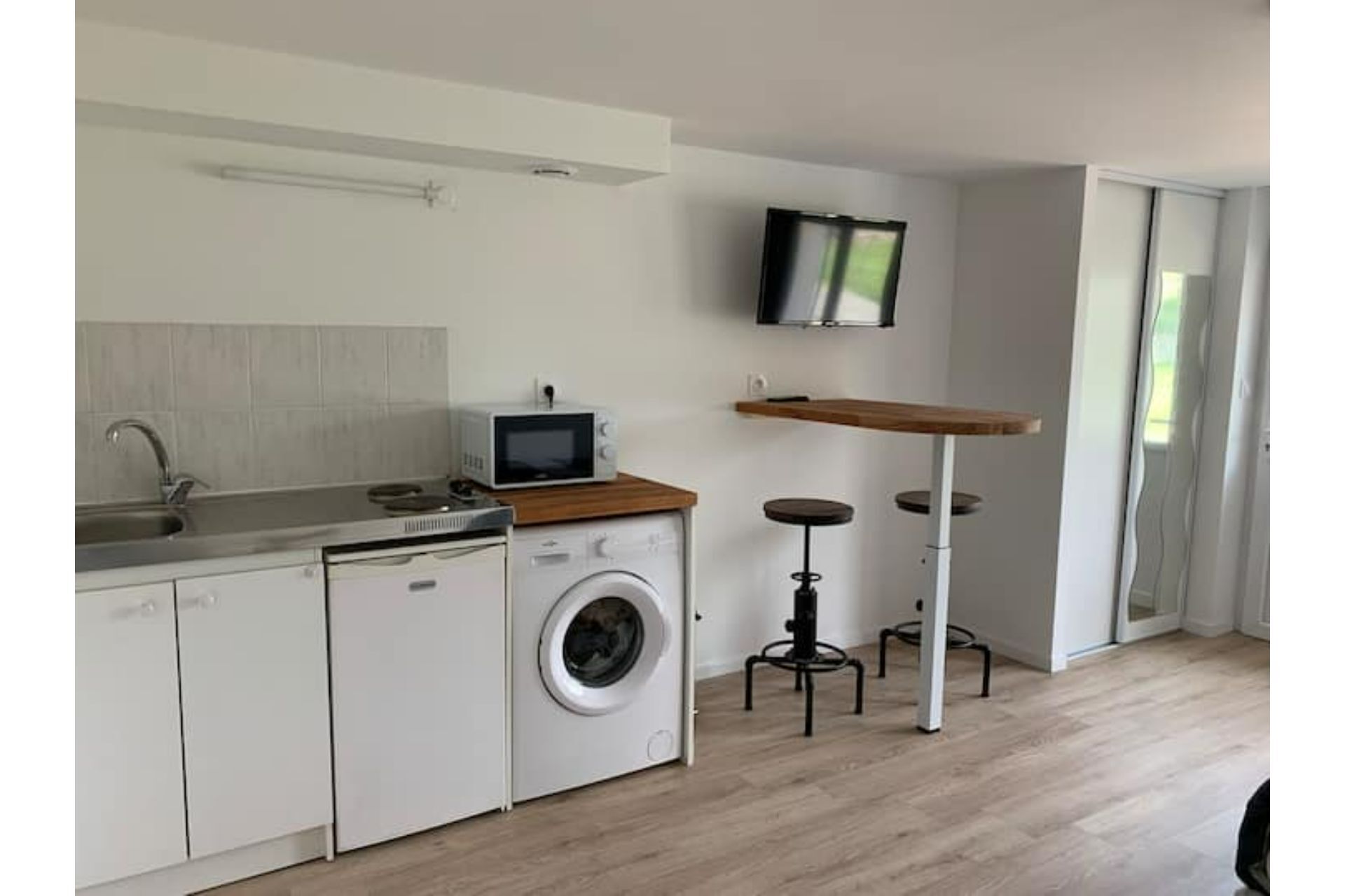 Quiet studio, the countryside 5 minutes from the city