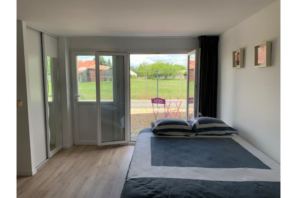 Quiet studio, the countryside 5 minutes from the city