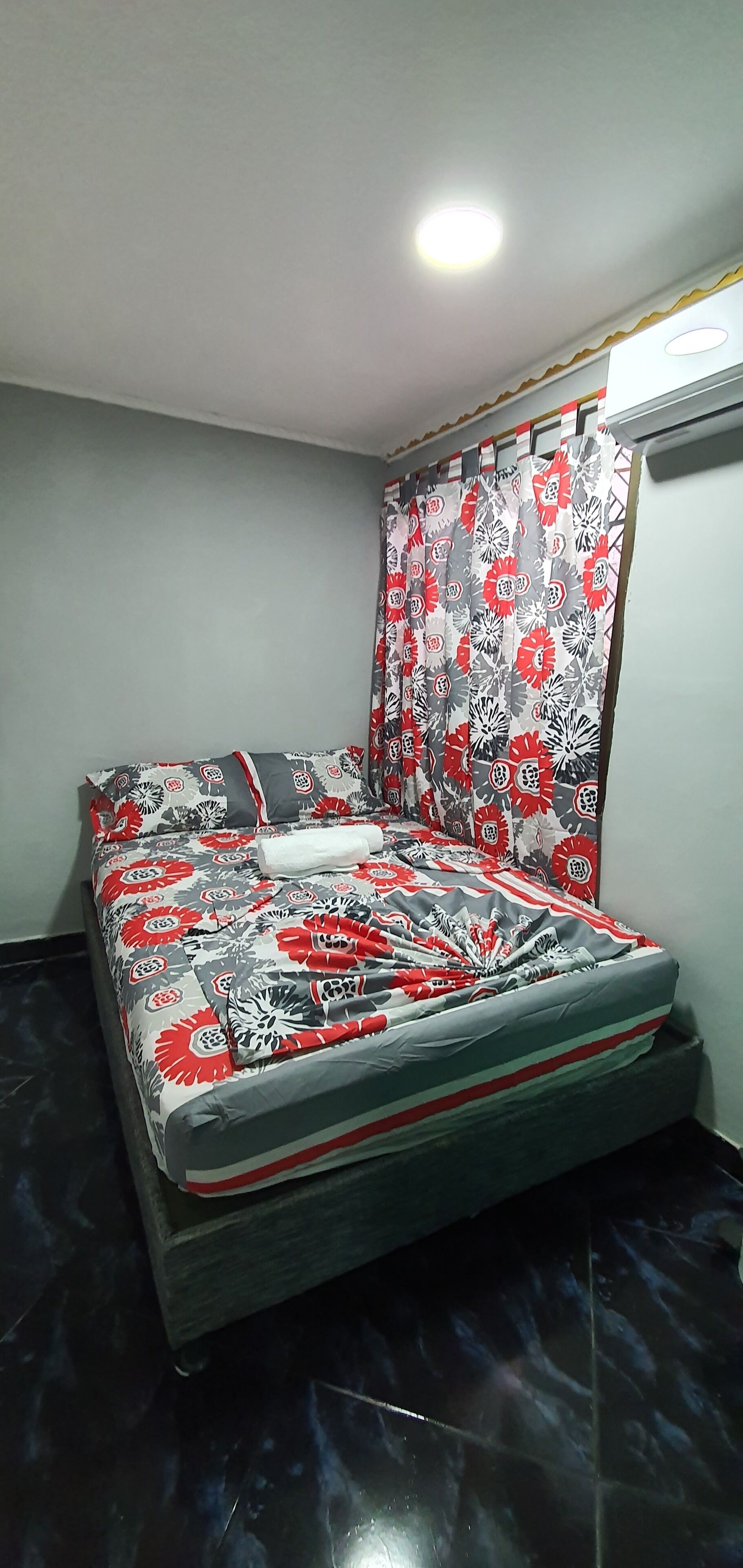 Hostal Mi Lindo Septiembre