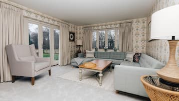 7 bedrooms
