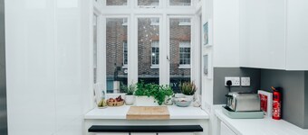 Central Hidden Gem - From 125 Per Night