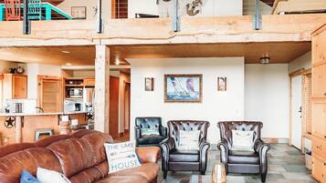 TV connectée, lecteur de DVD, livres, vidéothÚque