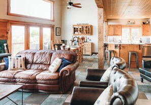 تلفزيون ذكي، مشغل دي في دي، كُتُب، مكتبة فيديو