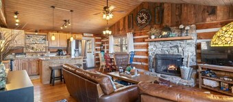 Wolf Laurel-Authentic Cabin-Mountain Views-Ski Hatley Pointe-Hiking-A/T-Big Bald