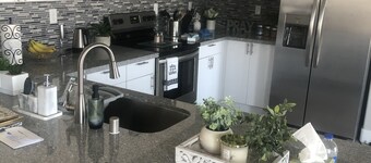 Lovely 2 bedroom and private bathroom..