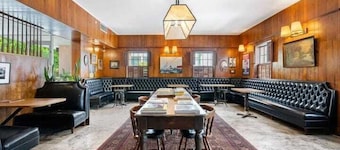 Starlight Motor Inn