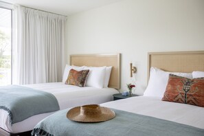 Habitación, 2 camas de matrimonio | Sábanas de algodón egipcio y ropa de cama de alta calidad