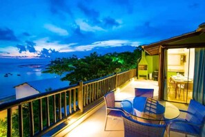 Outdoor dining - SPECTACULAR  PENTHOUSE WITH PRIVATE POOL (PRAIA DO FORTE)