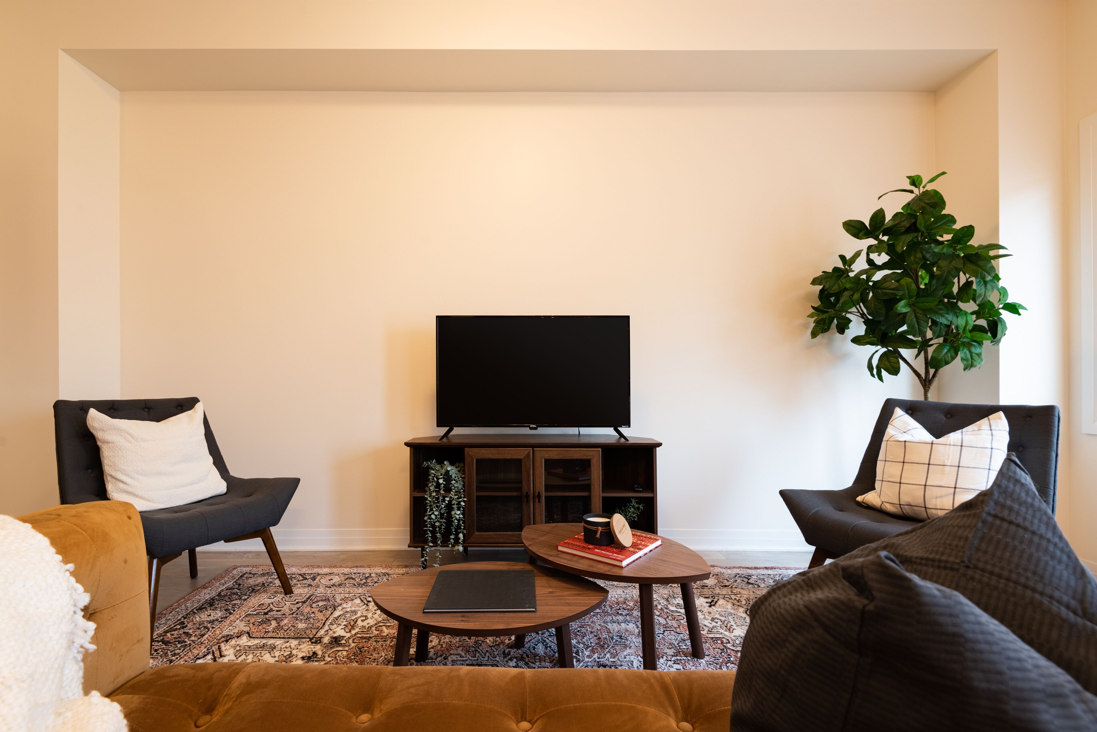 Cherry Heights Haven: Delightful Designer Townhome