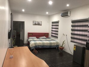 1 Schlafzimmer, Schreibtisch, Bügeleisen/Bügelbrett, kostenloses WLAN