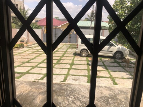 Cozy one bedroom near popular beaches in Accra