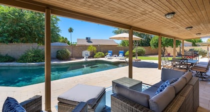HUGE, heated pool. Family friendly, toys for all! Big & beautiful backyard!